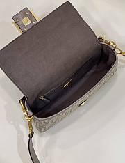 Fendi Iconic Baguette 8579 size 27/6/15 - 3