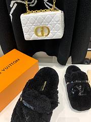 Louis Vuittion Slippers 05 - 4