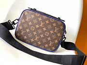 Louis Vuitton S Lock Messenger M45836 22x18x8 cm - 2