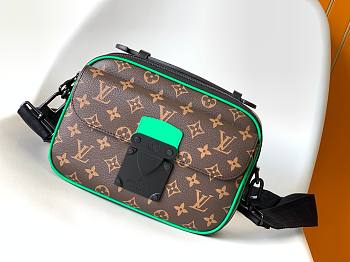 Louis Vuitton S Lock Messenger M46246 22x18x8 cm