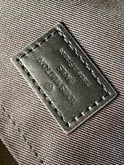 Louis Vuitton S Lock Messenger M46246 22x18x8 cm - 3