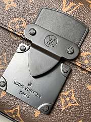 Louis Vuitton S Lock Messenger M45806 22x18x8 cm - 2