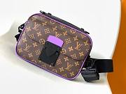 Louis Vuitton S Lock Messenger M46243 22x18x8 cm - 1
