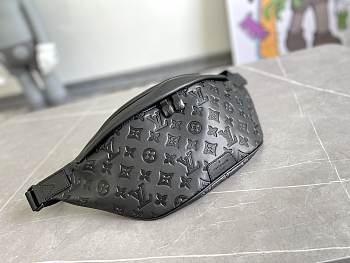 Louis Vuitton Discovery Bumbag Monogram Shadow M44388 47x20x9cm