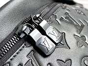 Louis Vuitton Discovery Bumbag Monogram Shadow M44388 47x20x9cm - 4