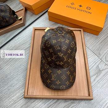 Louis Vuitton Leather Monogram Pattern Hat Brown