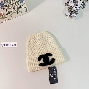 Chanel Woolen Hat 01