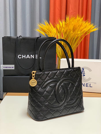 Chanel Grained Calfskin Large Top Handle Bag in Black AS0814 30x14x24 cm