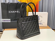 Chanel Grained Calfskin Large Top Handle Bag in Black AS0814 30x14x24 cm - 4