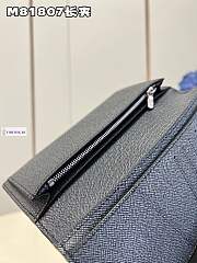 Louis Vuitton Brazza Wallet Monogram M81807 10 x 19 x 2 cm - 4