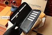 Louis Vuitton Shadow Zippy Wallet Vertical M80423 10 x 20 x 2 cm - 4