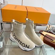Louis Vuitton Run 55 Trainers Beige Boots - 1