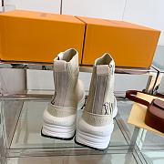 Louis Vuitton Run 55 Trainers Beige Boots - 5