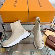 Louis Vuitton Run 55 Trainers Beige Boots - 4