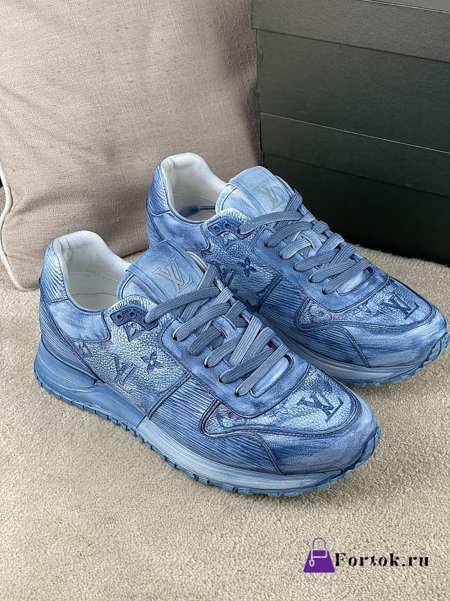 Louis Vuitton Trainer Blue Sneakers - 1