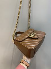 Gucci GG Marmont Mini Top Handle Bag in Brown 547260 21x15x8cm  - 5