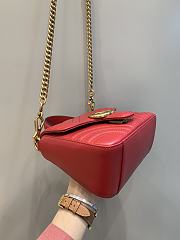 Gucci GG Marmont Mini Top Handle Bag in Red 547260 21x15x8cm - 5