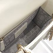 Dior Mini Lady Dior Bag in White 17x15×7cm - 4