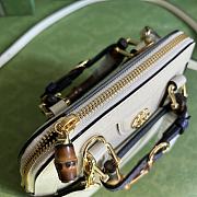 GUCCI Diana Monogram Casual Style Unisex Street Style in White 62123178 20x 16x 8.5cm - 4