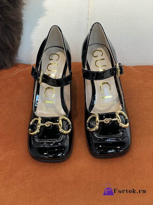 Gucci High-Heeled Shoes in Black p550 - 1