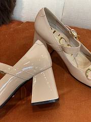 Gucci High-Heeled Shoes in Beige p550 - 6