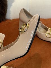 Gucci High-Heeled Shoes in Beige p550 - 2