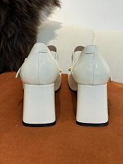 Gucci High-Heeled Shoes in White p550 - 3