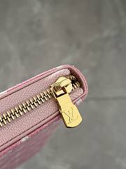Louis Vuitton Zippy Wallet in Pink M81226 19.5x10.5x2.5cm - 4