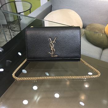 YSL Monogram Saint Laurent Bag in Black 469390 20.0 x 12.5 x 5.0cm