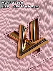Loius Vuitton Twist PM M21027 23x17x9.5cm - 3
