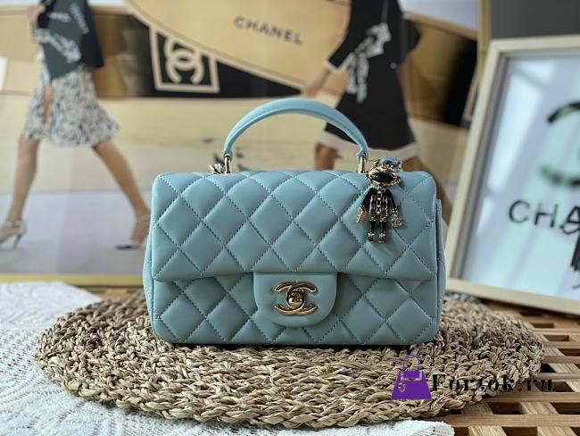 Chanel Handle Mini Charm Bag in Blue 2431 13x20x9cm - 1