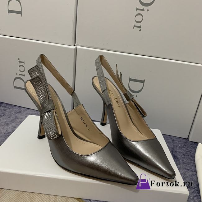 Dior J'Adior Slingback Pumps in Silver - 1