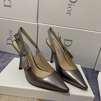 Dior J'Adior Slingback Pumps in Silver