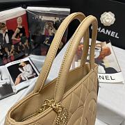 Chanel Medallion Vintage Tote Beige Caviar AS3036 - 4