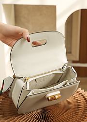 Gucci Small Top Handle Bag With Bamboo White 21x15x7cm - 5