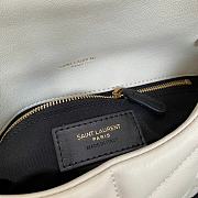 Saint Laurent Toy Puffer Bag in White 6203338 23x15x8.5cm - 3