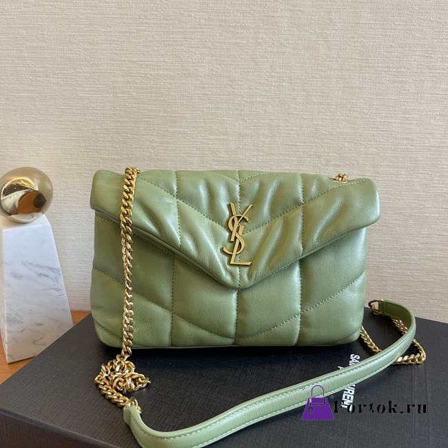 Saint Laurent Toy Puffer Bag in Green 6203338 23x15x8.5cm - 1