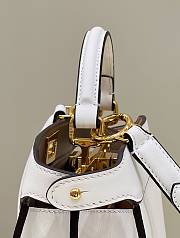 Fendi Peekaboo ISeeU Small Leather Bag in White 80011A 27×11×20cm - 2