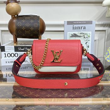 Louis Vuitton Lockme Tender Red Bag M58555 19x13x8cm