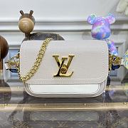 Louis Vuitton Lockme Tender White Bag M58555 19x13x8cm - 1