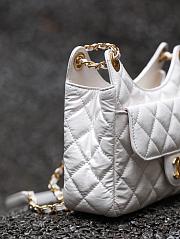 Chanel Hobo Medium Bag in White 22.5x21.5x7cm - 4