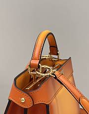 Fendi Peekaboo ISeeU Leather Bag in Bright Orange 70193S-C 29×12×19cm - 4