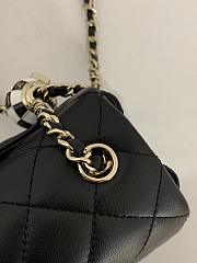 Chanel 23C Lambskin Flap Bag 18x13x7cm - 6