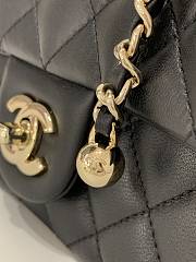 Chanel 23C Lambskin Flap Bag 18x13x7cm - 5