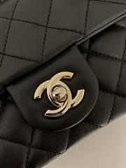 Chanel 23C Lambskin Flap Bag 18x13x7cm - 3