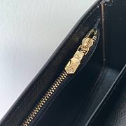 Louis Vuitton Book Chain Wallet M81830 20x14x4cm - 6