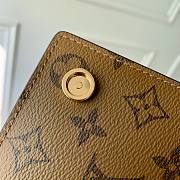Louis Vuitton Book Chain Wallet M81830 20x14x4cm - 4