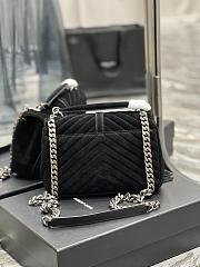Saint Laurent Medium Chain Bag In Black With Fringes 24x17x6cm - 4