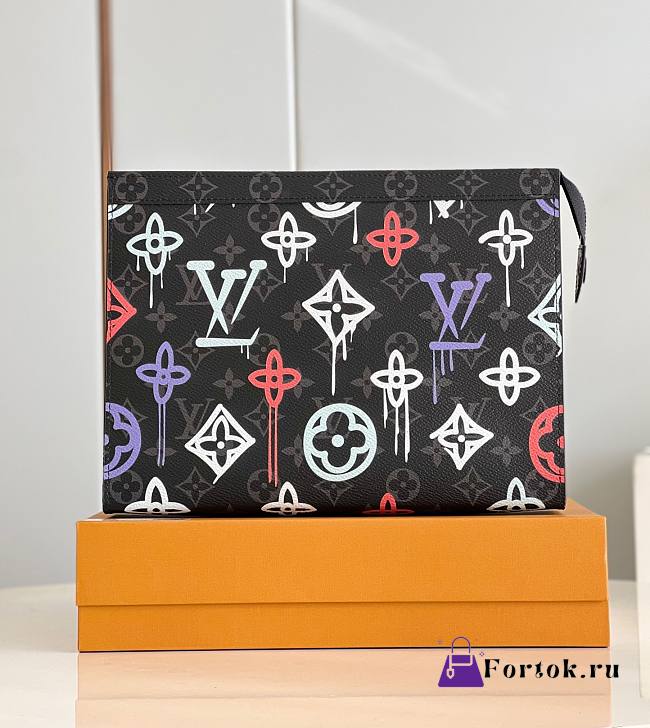 Loius Vuitton Pochette Voyage Monogram Wallet M81803 27x21x6cm - 1