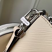 Louis Vuitton Marellini Bag in White M20998 19.0x13.5x6.5cm - 6